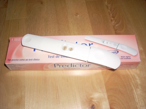 Los test de embarazo son fáciles de conseguir en cualquier farmacia.